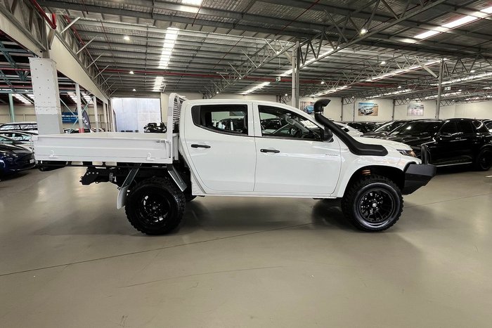 2022 Mitsubishi Triton GLX