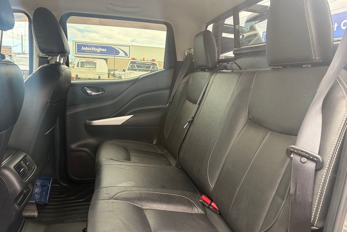 2021 Nissan Navara ST