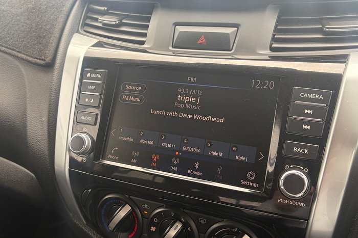 2021 Nissan Navara ST