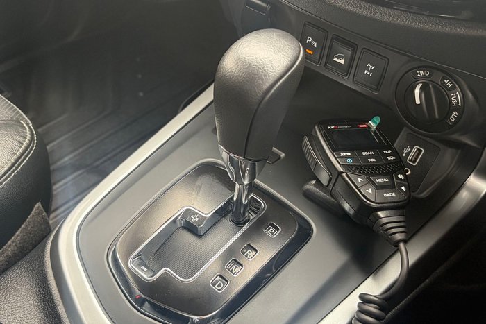 2021 Nissan Navara ST