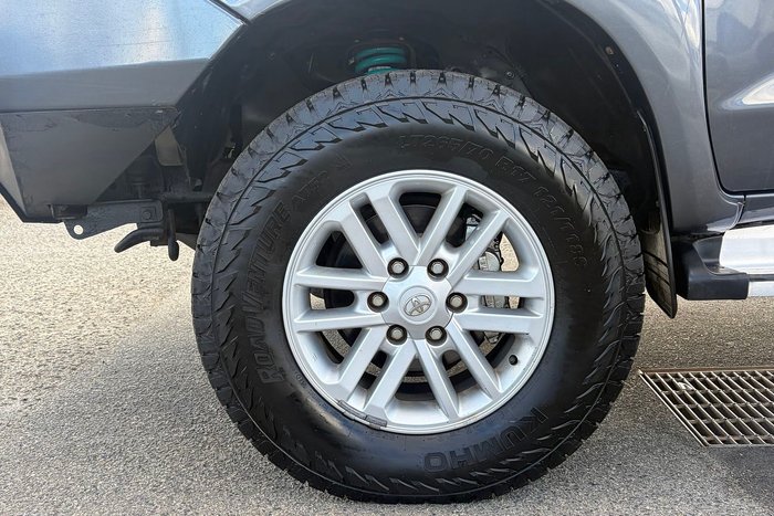 2014 Toyota Hilux SR