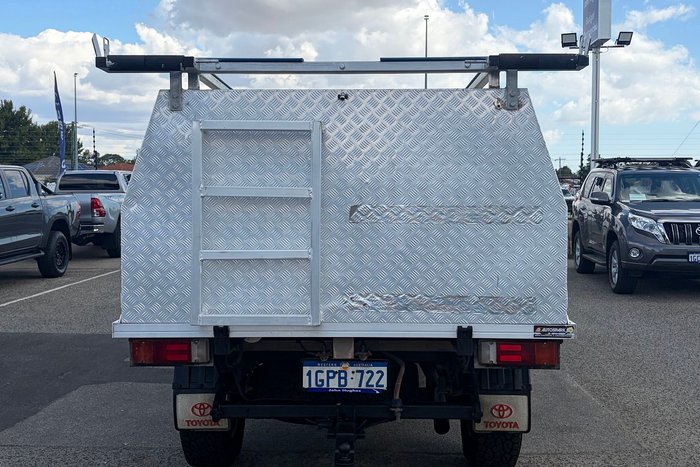 2014 Toyota Hilux SR