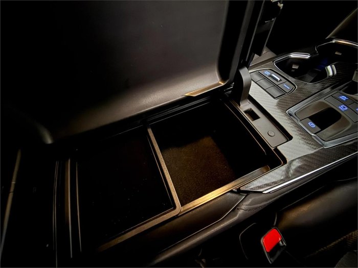 2021 Toyota Crown Hybrid RS Advance