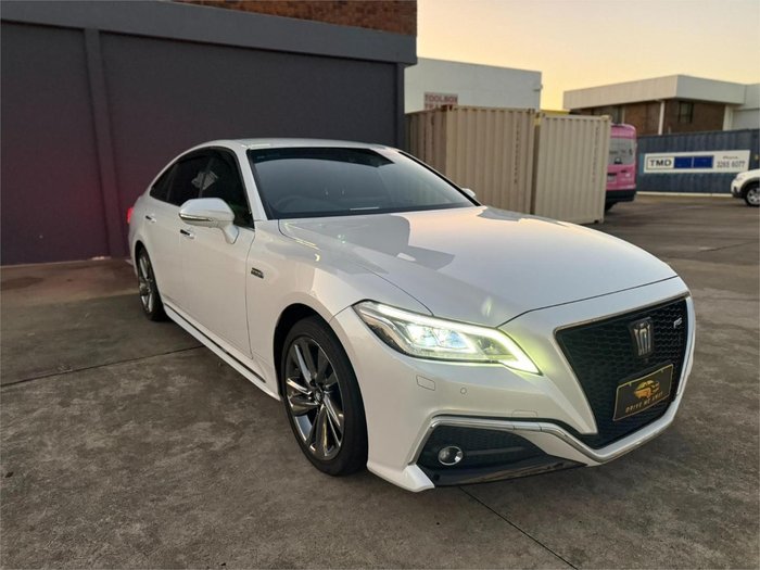 2021 Toyota Crown Hybrid RS Advance