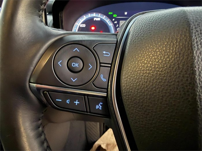 2021 Toyota Crown Hybrid RS Advance