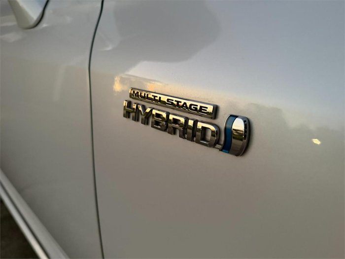 2021 Toyota Crown Hybrid RS Advance