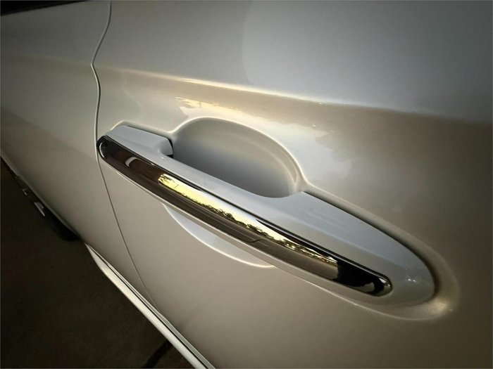 2021 Toyota Crown Hybrid RS Advance