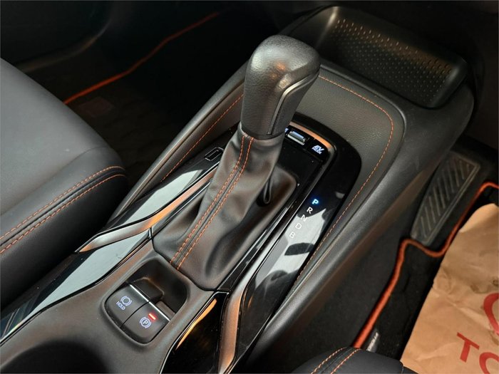 2022 Toyota Corolla Touring WxB Hybrid