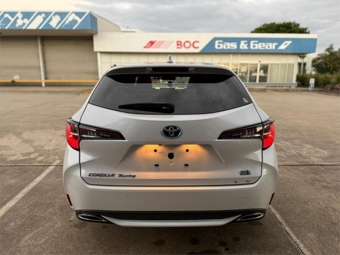 2022 Toyota Corolla Touring WxB Hybrid