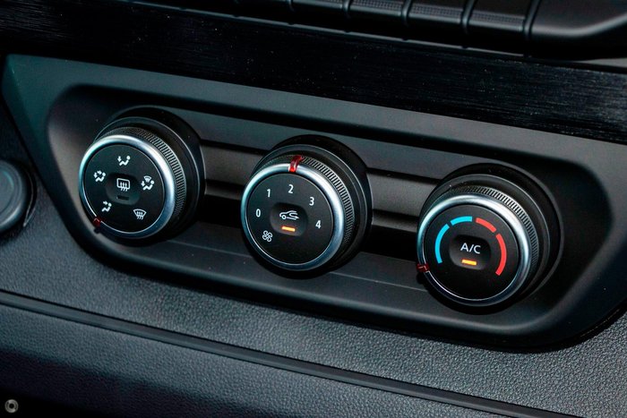 2026 Renault Trafic Premium