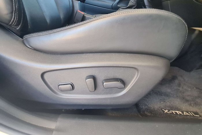 2022 Nissan X-TRAIL ST-L