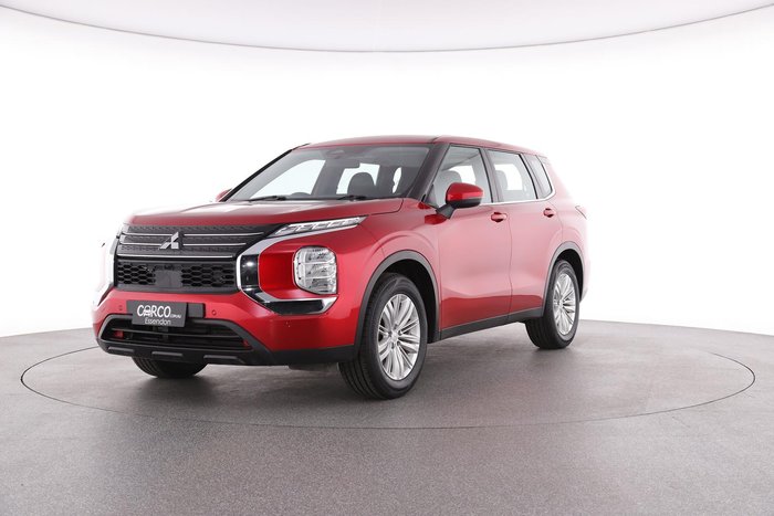 2023 Mitsubishi Outlander ES