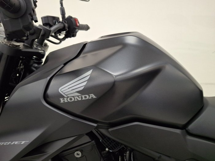 2025 Honda CB750 (HORNET) Black