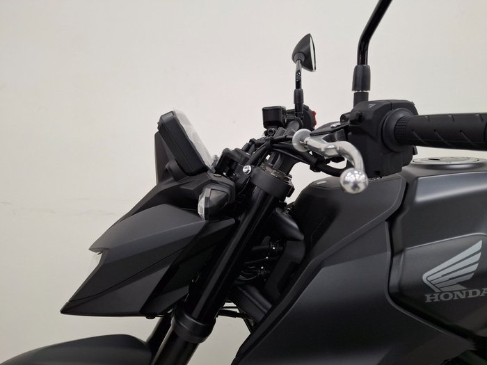 2025 Honda CB750 (HORNET) Black