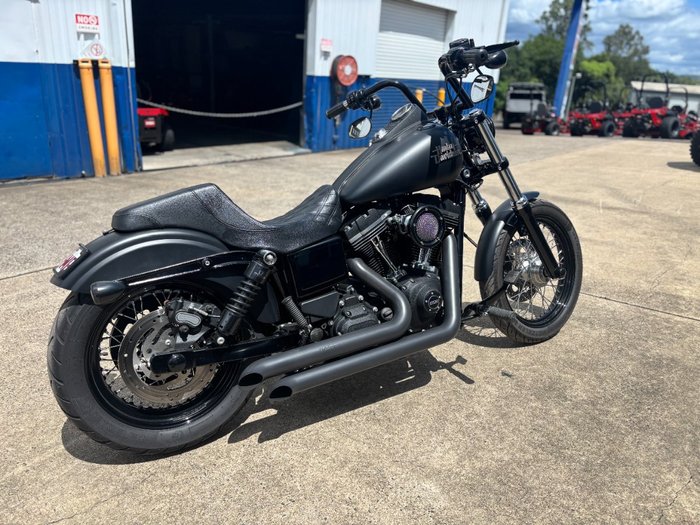 2015 HARLEY-DAVIDSON FXDB STREET BOB Black