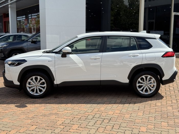 2024 Toyota Corolla Cross GX 2WD Hybrid