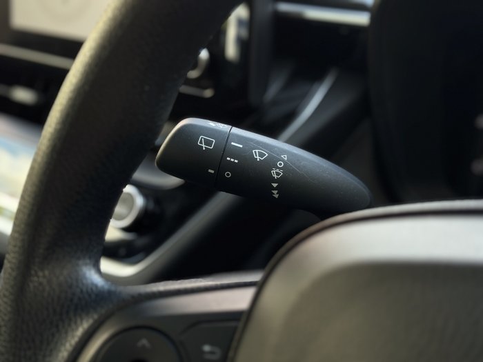 2024 Toyota Corolla Cross GX 2WD Hybrid