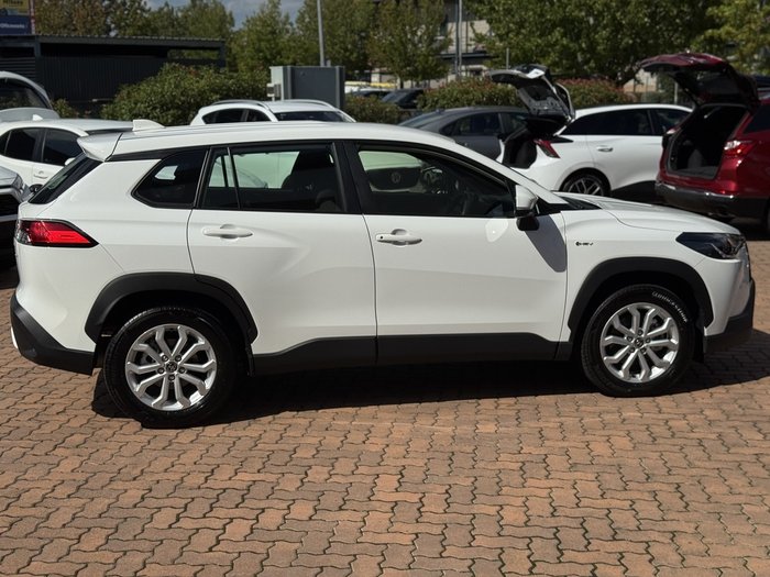 2024 Toyota Corolla Cross GX 2WD Hybrid