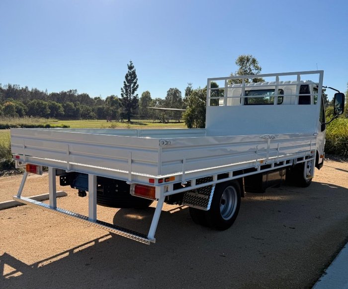 2025 Hino 300 Series 616