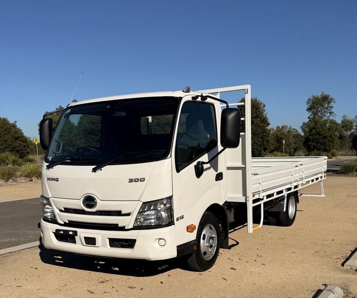 2025 Hino 300 Series