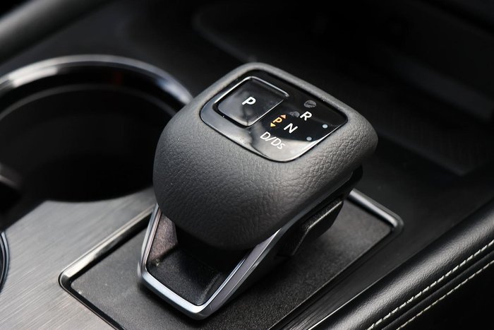 2025 Nissan X-TRAIL ST-L