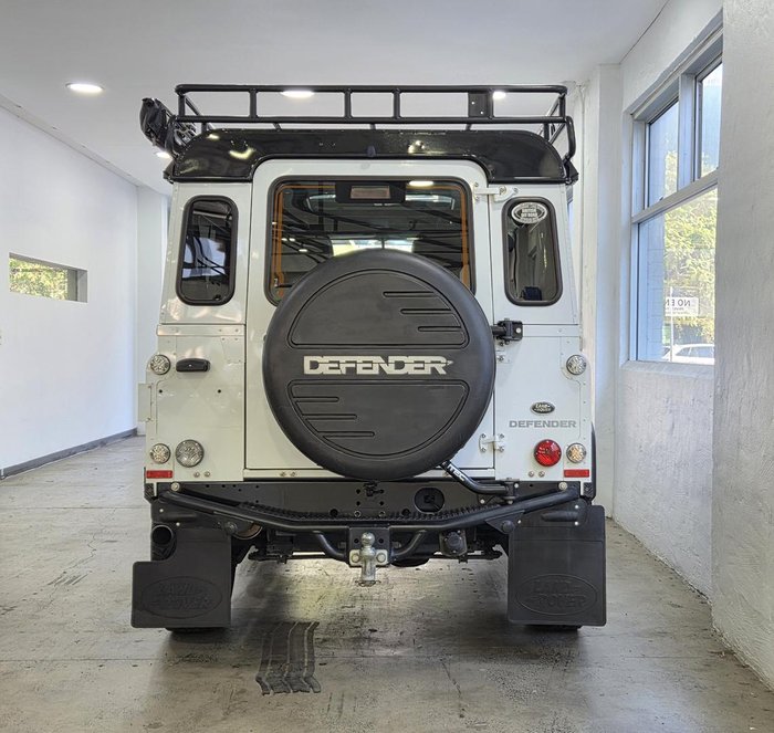 2016 Land Rover Defender