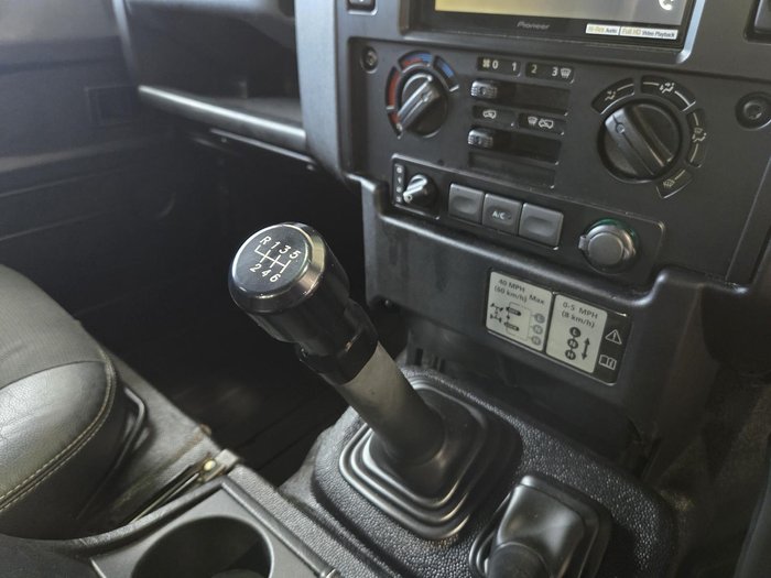 2016 Land Rover Defender