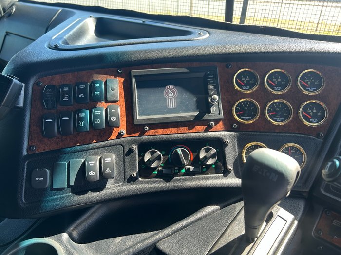 2023 Kenworth K200 