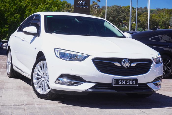 2018 Holden Calais