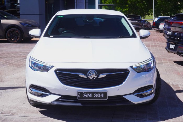 2018 Holden Calais