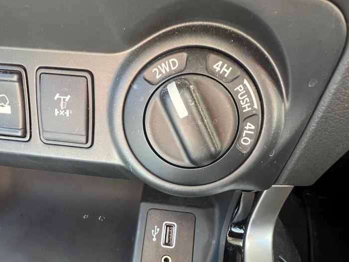 2019 Nissan Navara N-TREK Warrior D23 Series 4 4X4 Dual Range Slate Grey