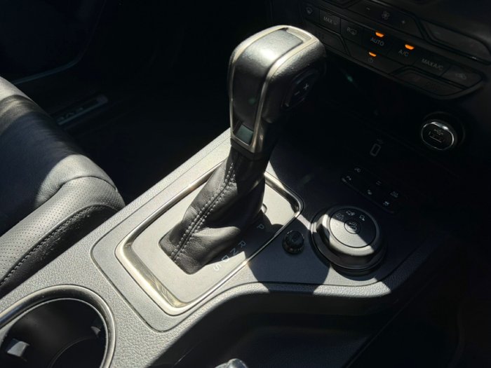 2018 Ford Everest Titanium