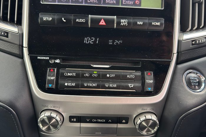 2017 Toyota Landcruiser Sahara