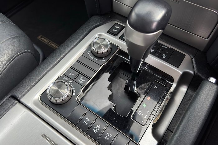 2017 Toyota Landcruiser Sahara