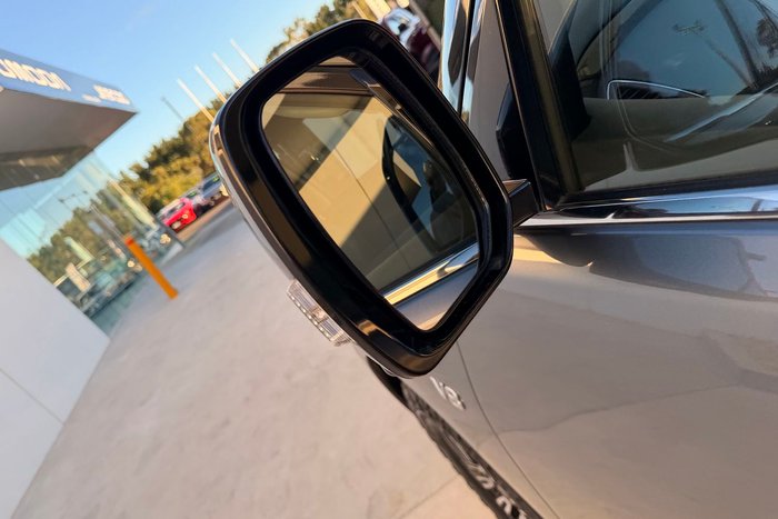 2022 Nissan Patrol Ti