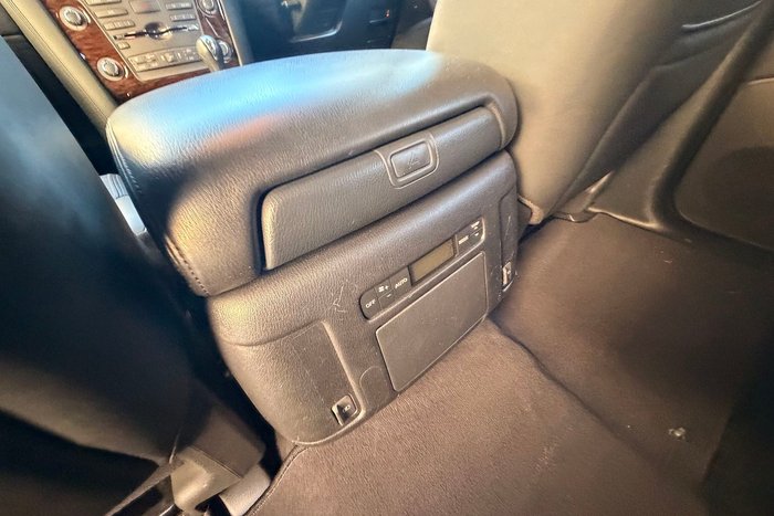 2022 Nissan Patrol Ti