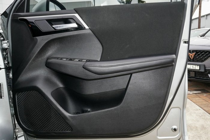 2023 Mitsubishi Outlander LS