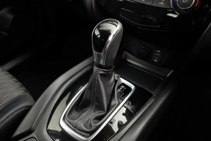 2017 Nissan X-TRAIL ST