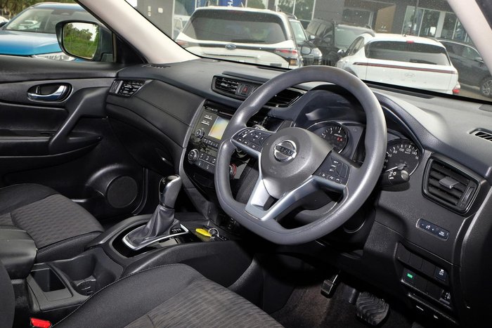 2017 Nissan X-TRAIL ST