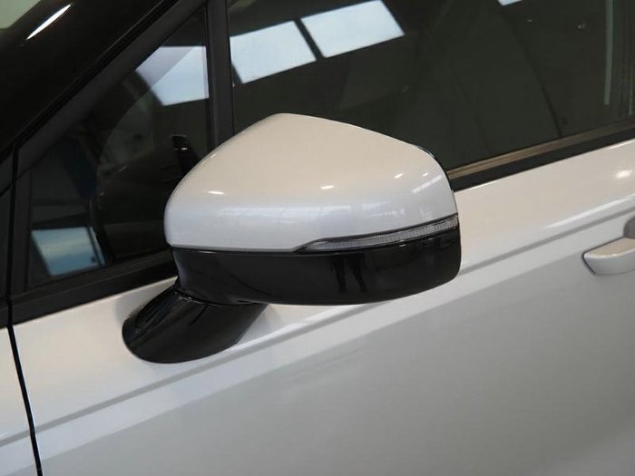 2022 Kia Carnival S