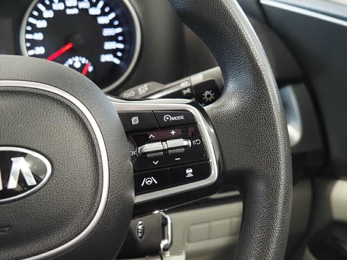 2022 Kia Carnival S