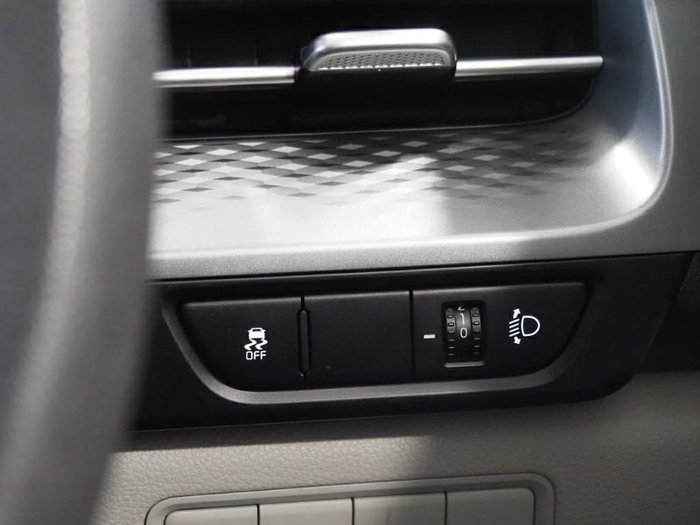 2022 Kia Carnival S