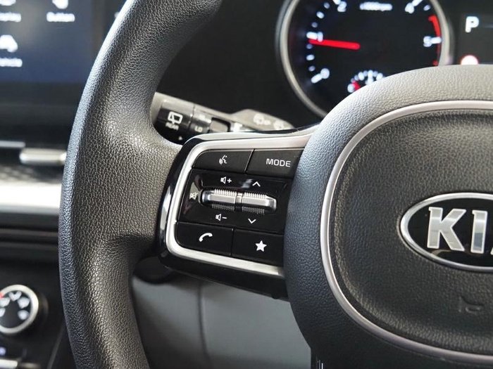 2022 Kia Carnival S