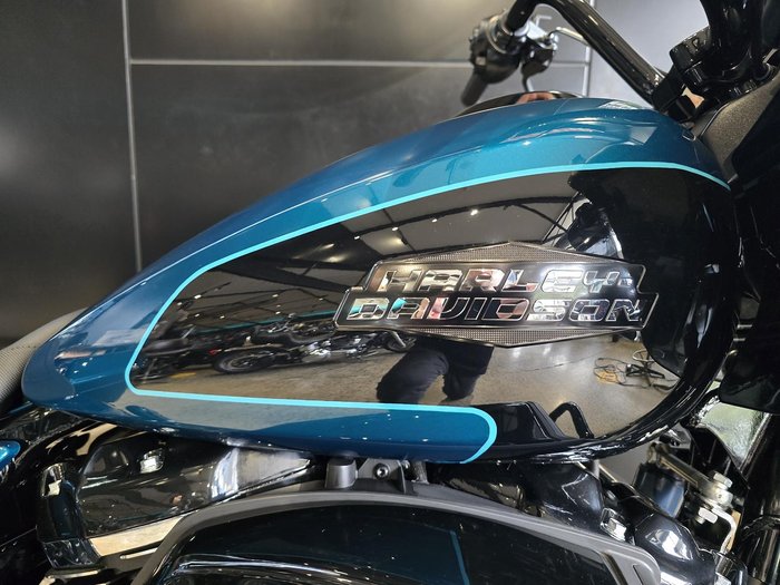 Harley-Davidson Road Glide 117 (FLTRX) Touring