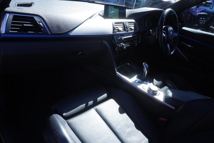 2018 BMW 3 Series 330i M Sport