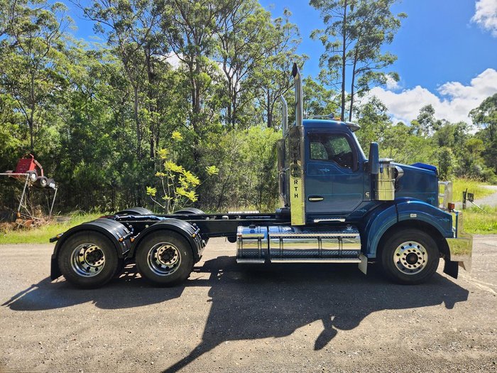 2017 Kenworth T610 SAR