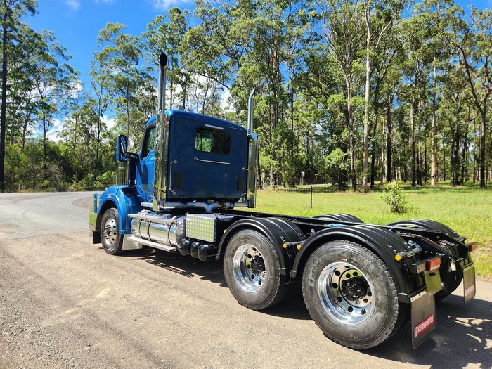 2017 Kenworth T610 SAR