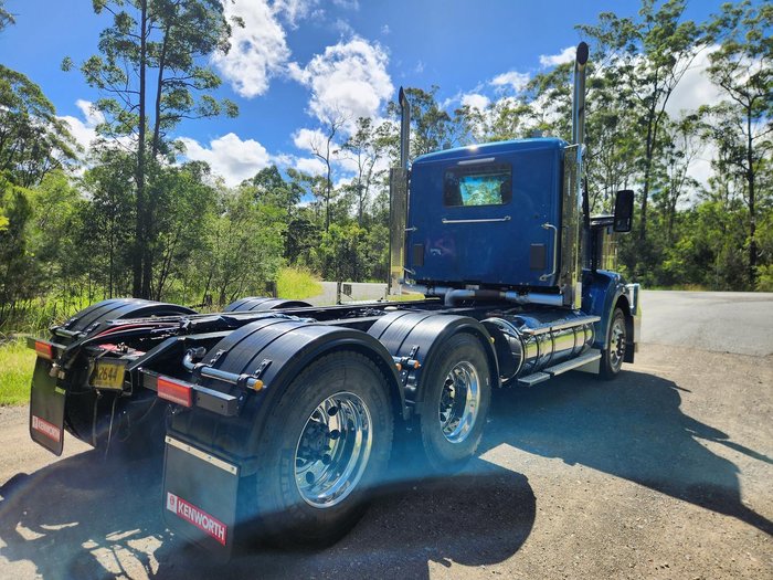 2017 Kenworth T610 SAR