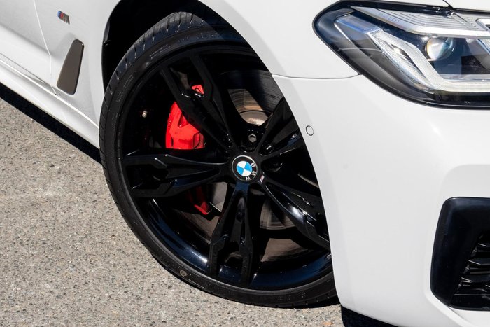 2021 BMW 5 Series M550i xDrive