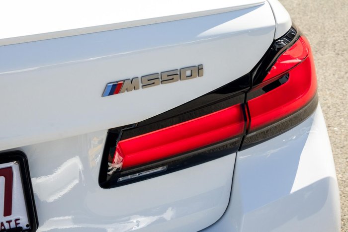 2021 BMW 5 Series M550i xDrive